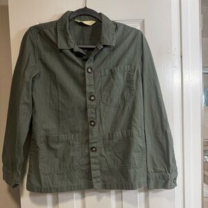 Roebuck & Co. army green button up  shirt/jacket. 3 front pockets. Jrs. Lg GUC